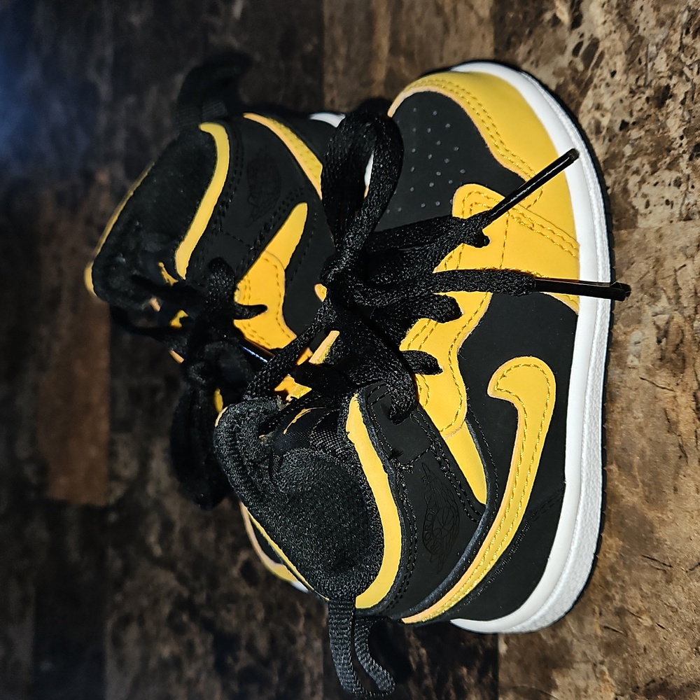 JORDAN KIDS SNEAKER